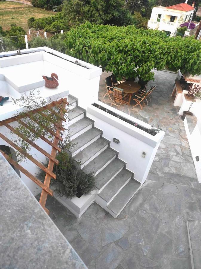 Stellinas Pretty House Villa อานดรอส ภายนอก รูปภาพ